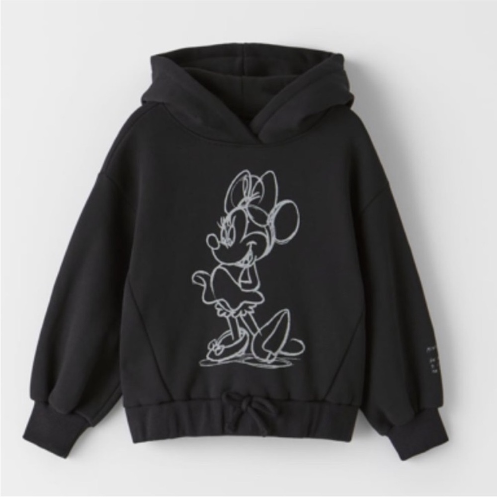 NWOT Zara 11-12Y Minnie Mouse
Disney sweatshirt